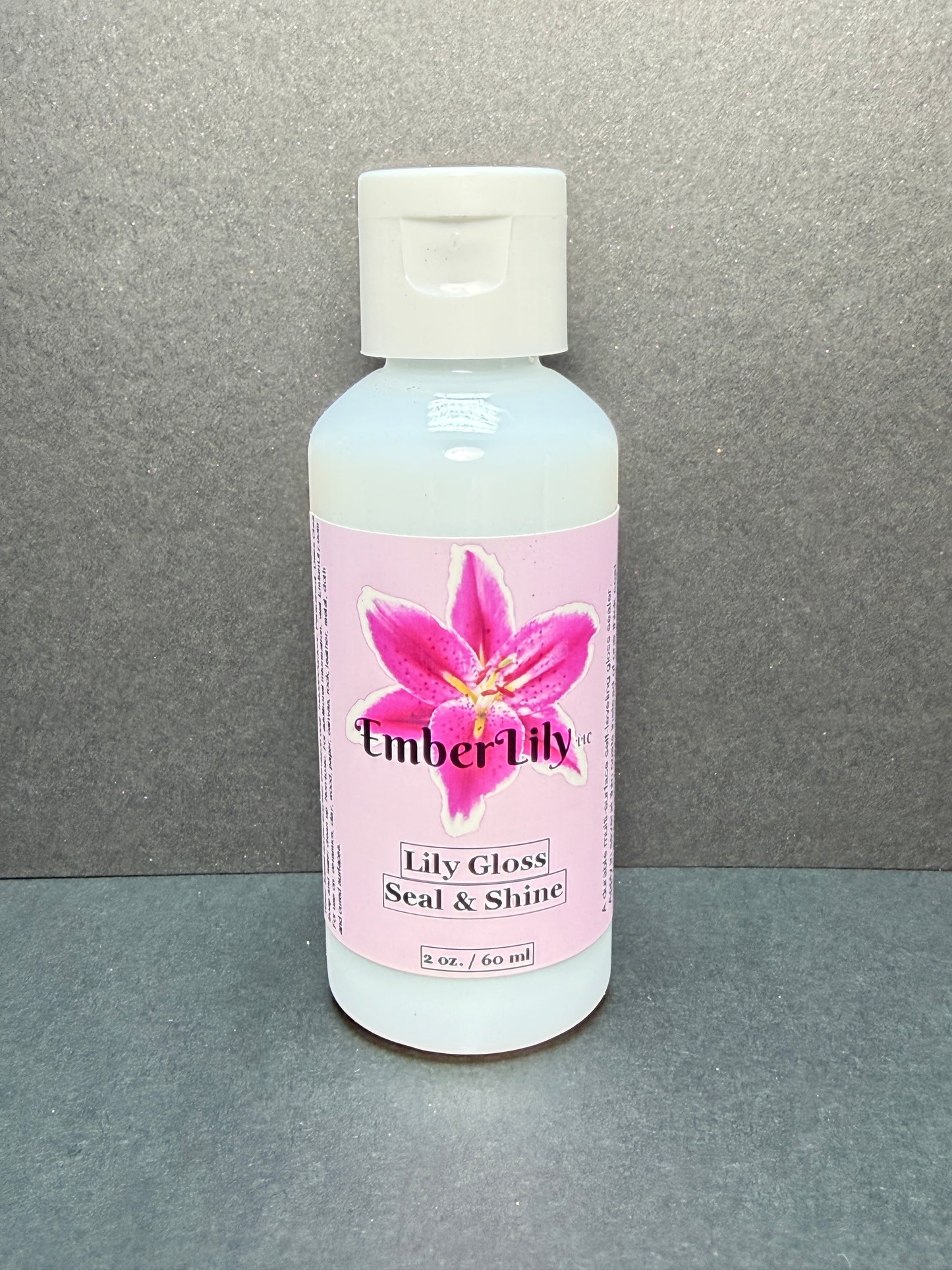 Lily Gloss Seal & Shine